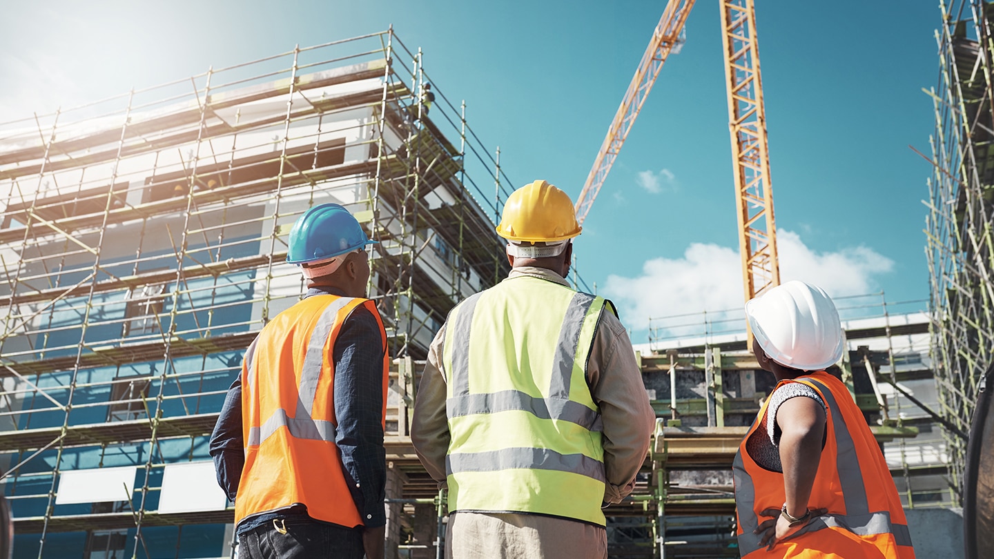 8 risks facing the construction sector heading into 2023 - Liberty Mutual  Business Insurance